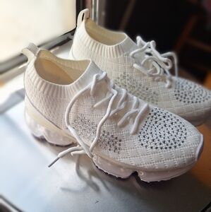 Girls Tennis shoes size 13